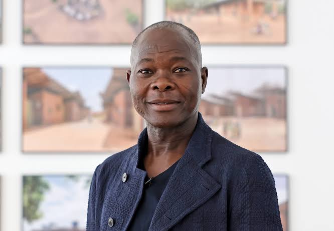 Portrait de DIÉBÉDO FRANCIS KÉRÉ
